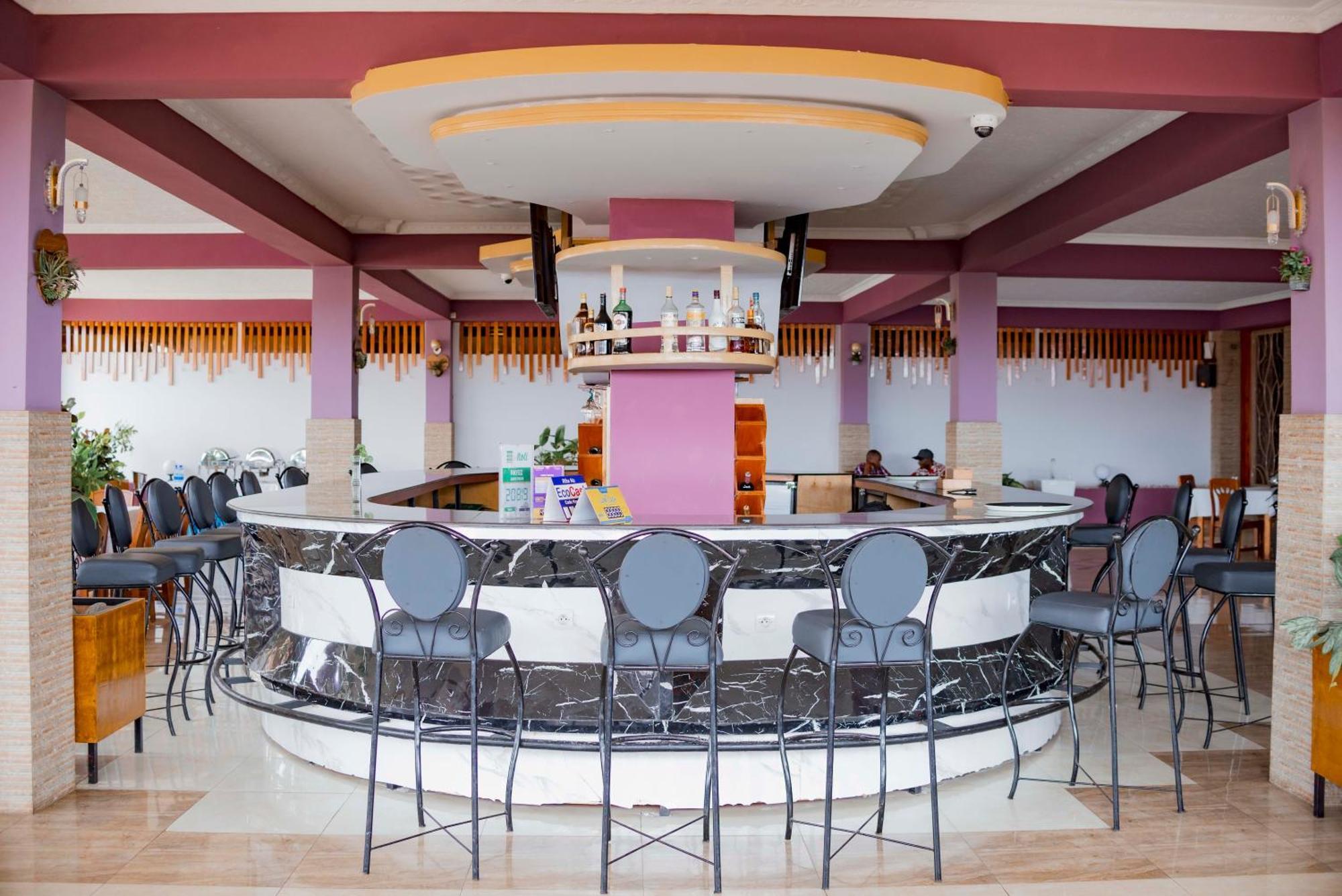 Tigers'S Apartment Hotel Bujumbura Exteriör bild
