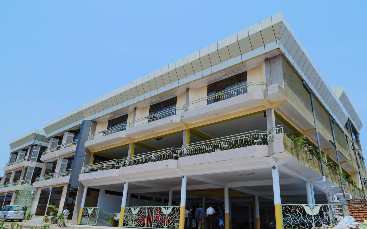 Tigers'S Apartment Hotel Bujumbura Exteriör bild
