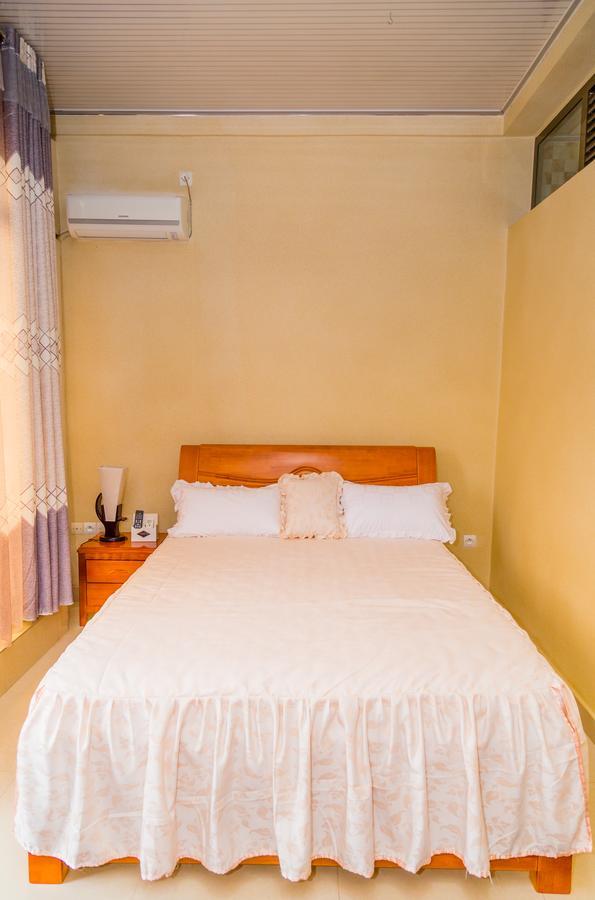Tigers'S Apartment Hotel Bujumbura Exteriör bild
